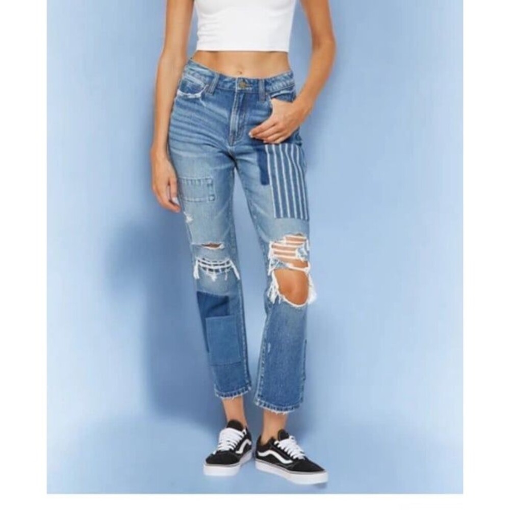 MICA jeans Mica jeans size 3 womens jeans 3/26 high rise boy cropped 100% cotton